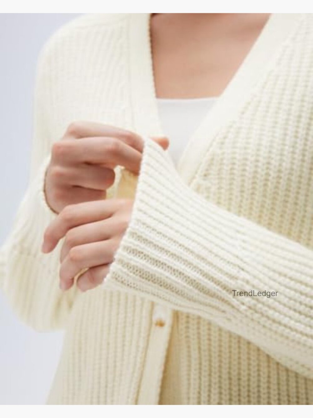 Oversized Long Sleeve V-Neck Cardigan Sweater, 12% Wool Blend, Loose Fit - Picture 5 of 7